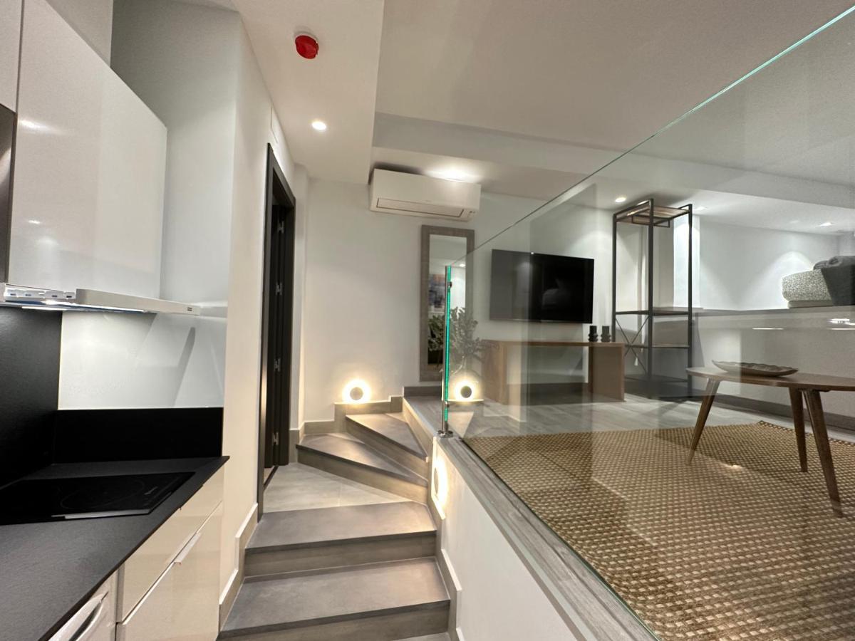 Suites 18 - Hostatel Grenada Zewnętrze zdjęcie