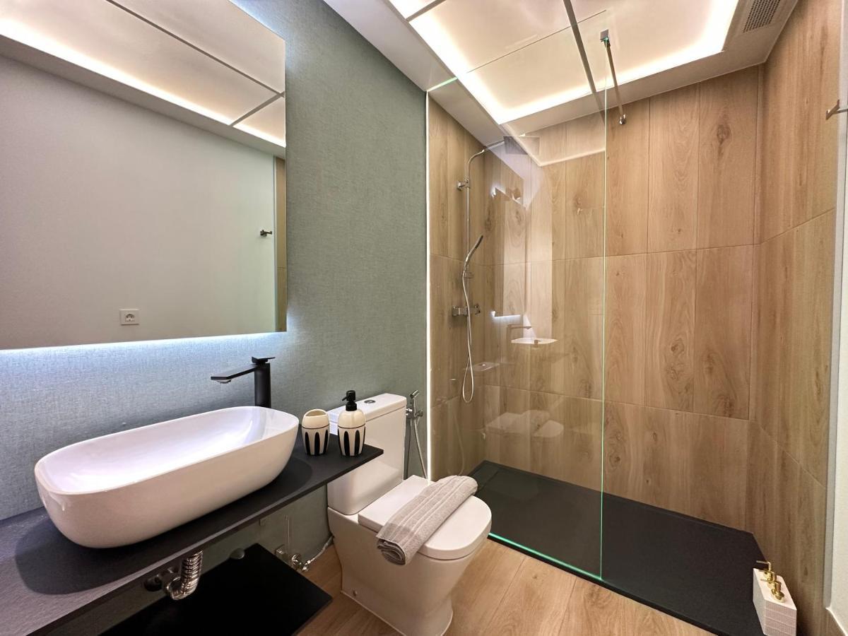Suites 18 - Hostatel Grenada Zewnętrze zdjęcie