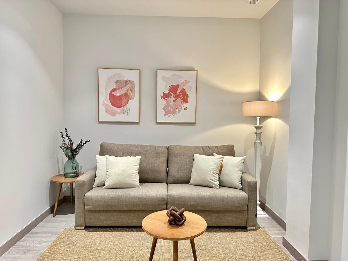 Suites 18 - Hostatel Grenada Zewnętrze zdjęcie